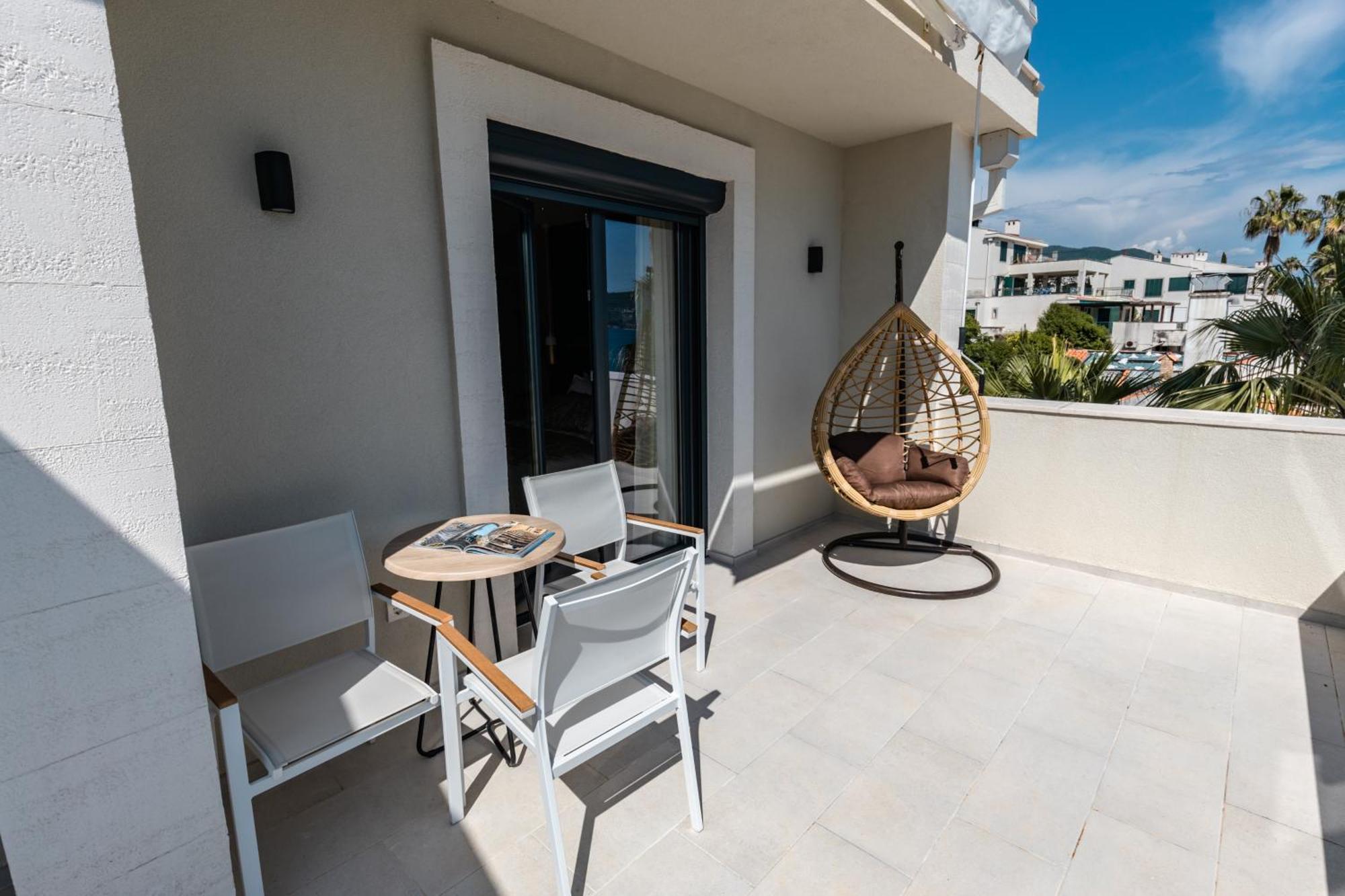 Hotel Vila Hedonija Herceg Novi Kültér fotó