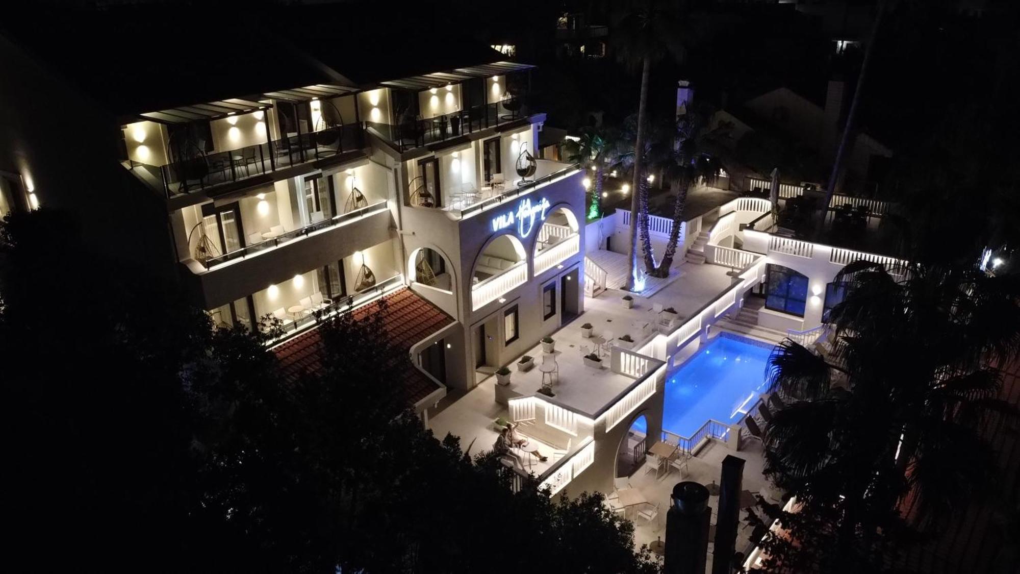 Hotel Vila Hedonija Herceg Novi Kültér fotó