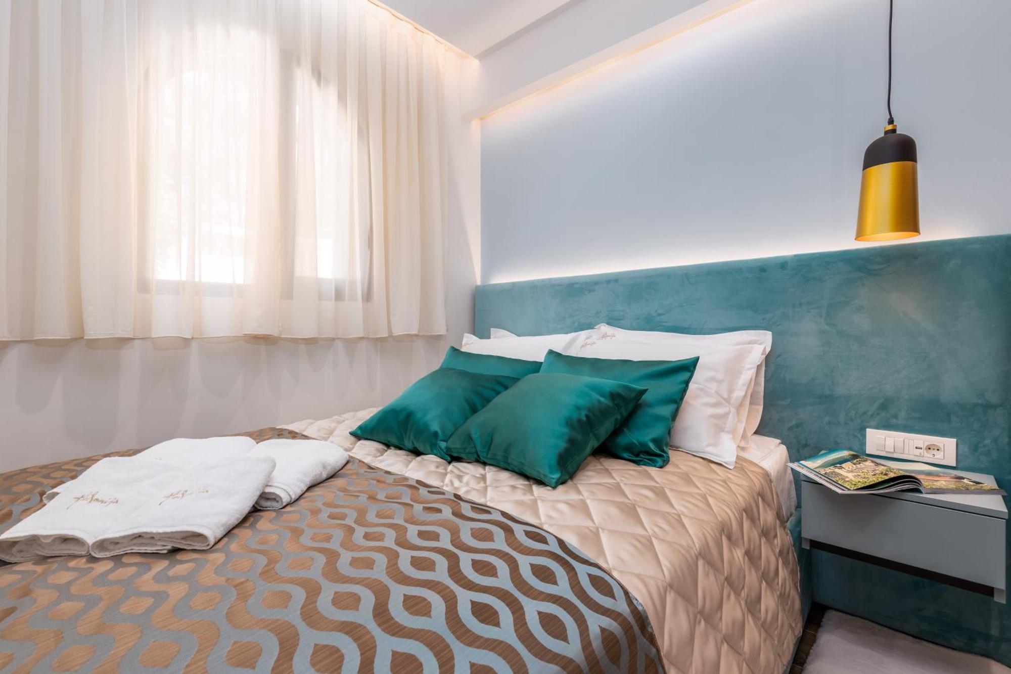 Hotel Vila Hedonija Herceg Novi Szoba fotó